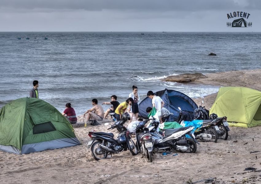 Cắm trại ở biển Hồ Tràm